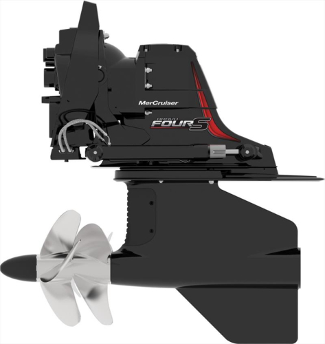 Приводная система MerCruiser Bravo Four S с функцией Smart Tow